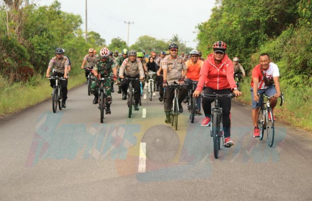 Bersepeda, Bupati Himbau Masyarakat Wujudkan Pilkada Damai