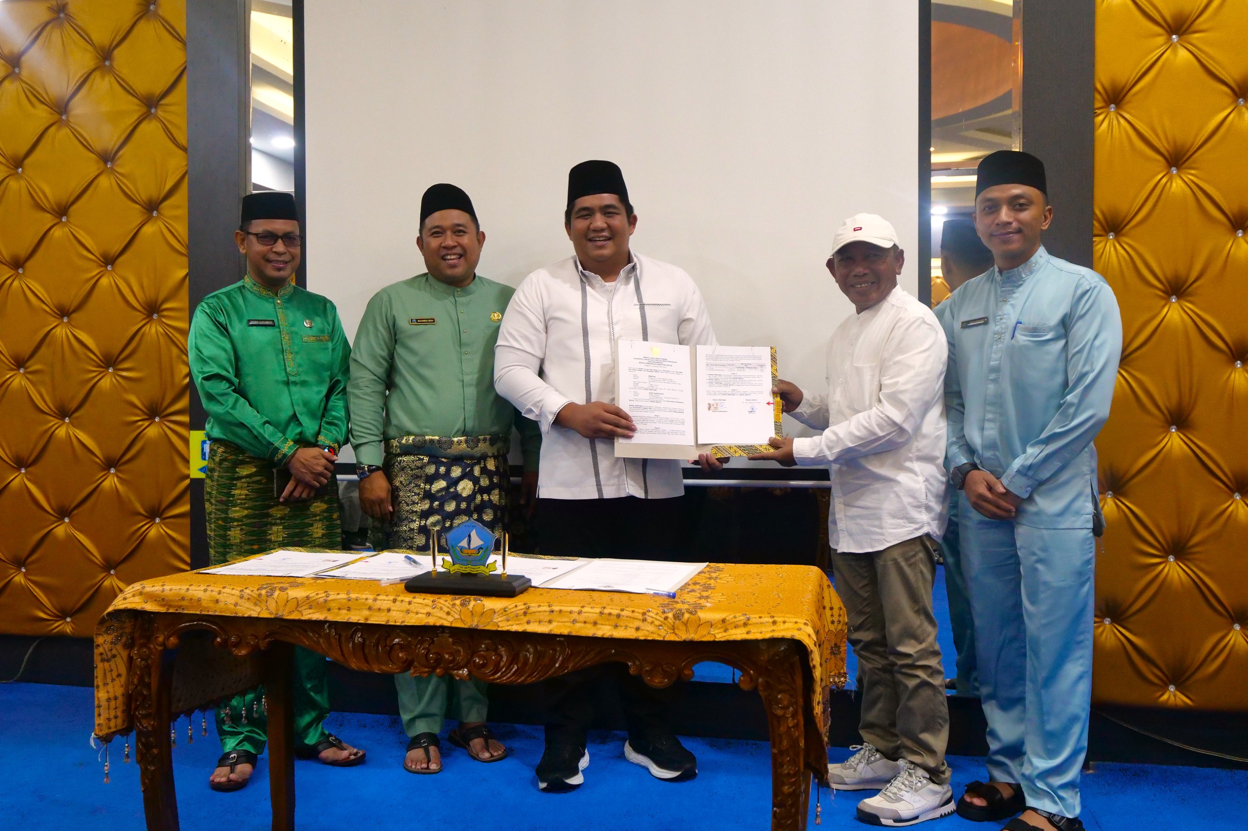 Bupati Bintan Terima Penyerahan PSU 6 Perumahan