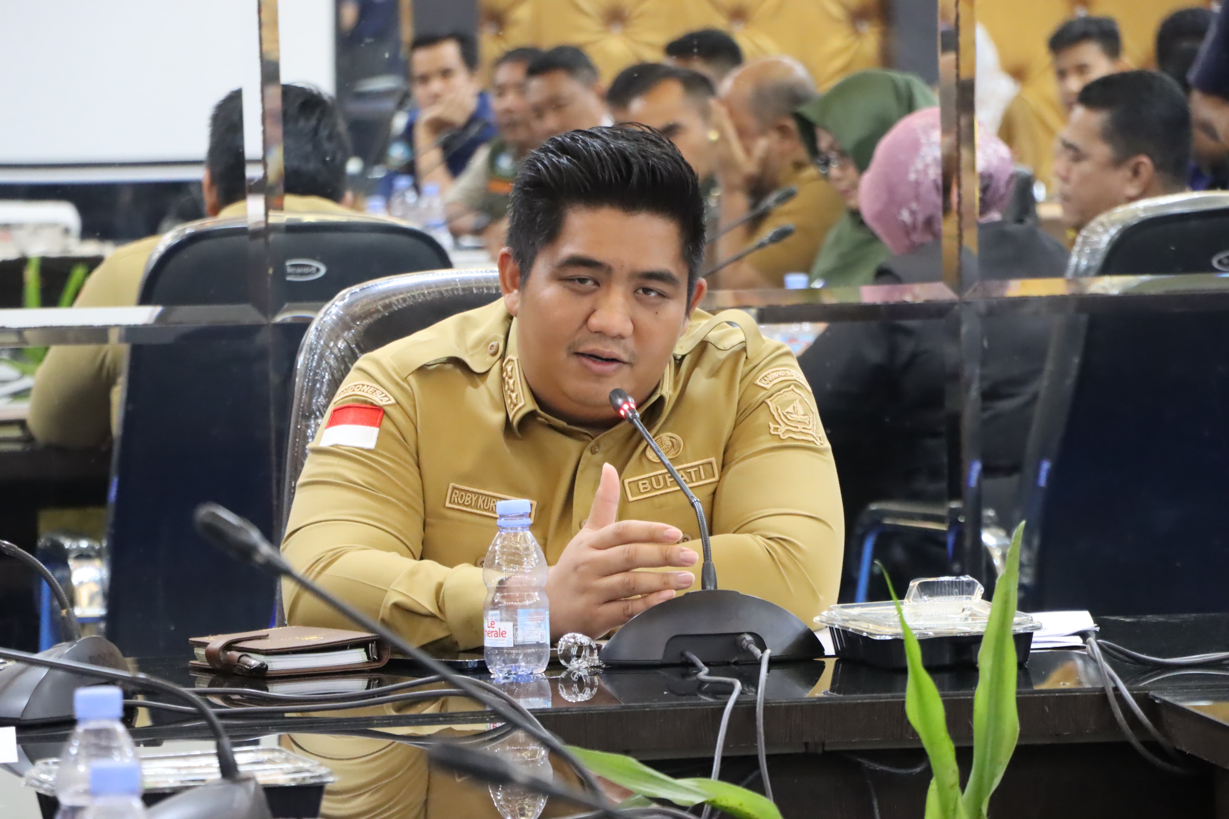 Bupati Roby Pimpin Rakor dan FGD Kesiapsiagaan Bencana Kabupaten Bintan Tahun 2025