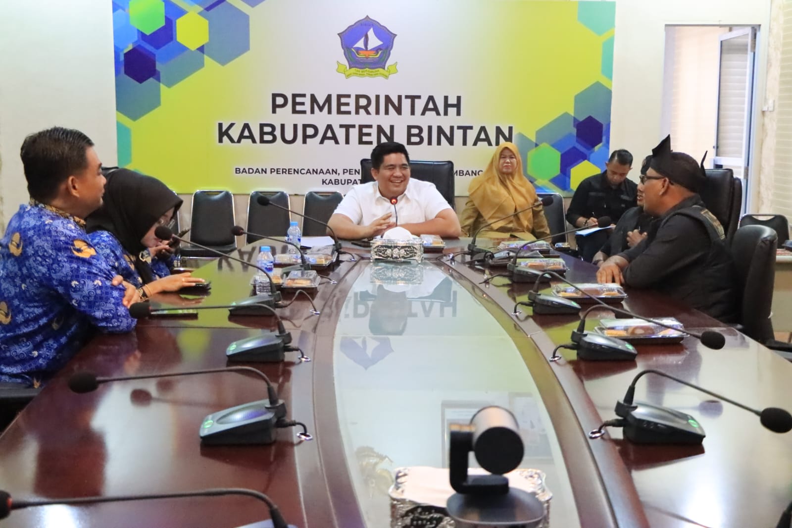 Bupati Roby Audiensi Bersama Satgas PMI Bintan, Bahas Isu Pekerja Migran Ilegal di Kawasan Perbatasan