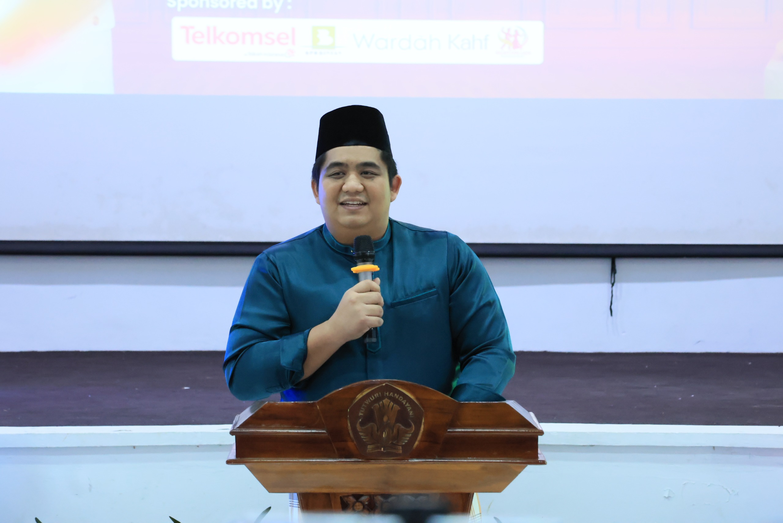 Terpilih Jadi Duta GenRe Bintan 2025, Syahpoetra Iemam Djaya dan Rahmi Annisa Putri dari PIK-R Galaksi SMAN 1 Bintim Dapat Apresiasi Dari Bupati Roby